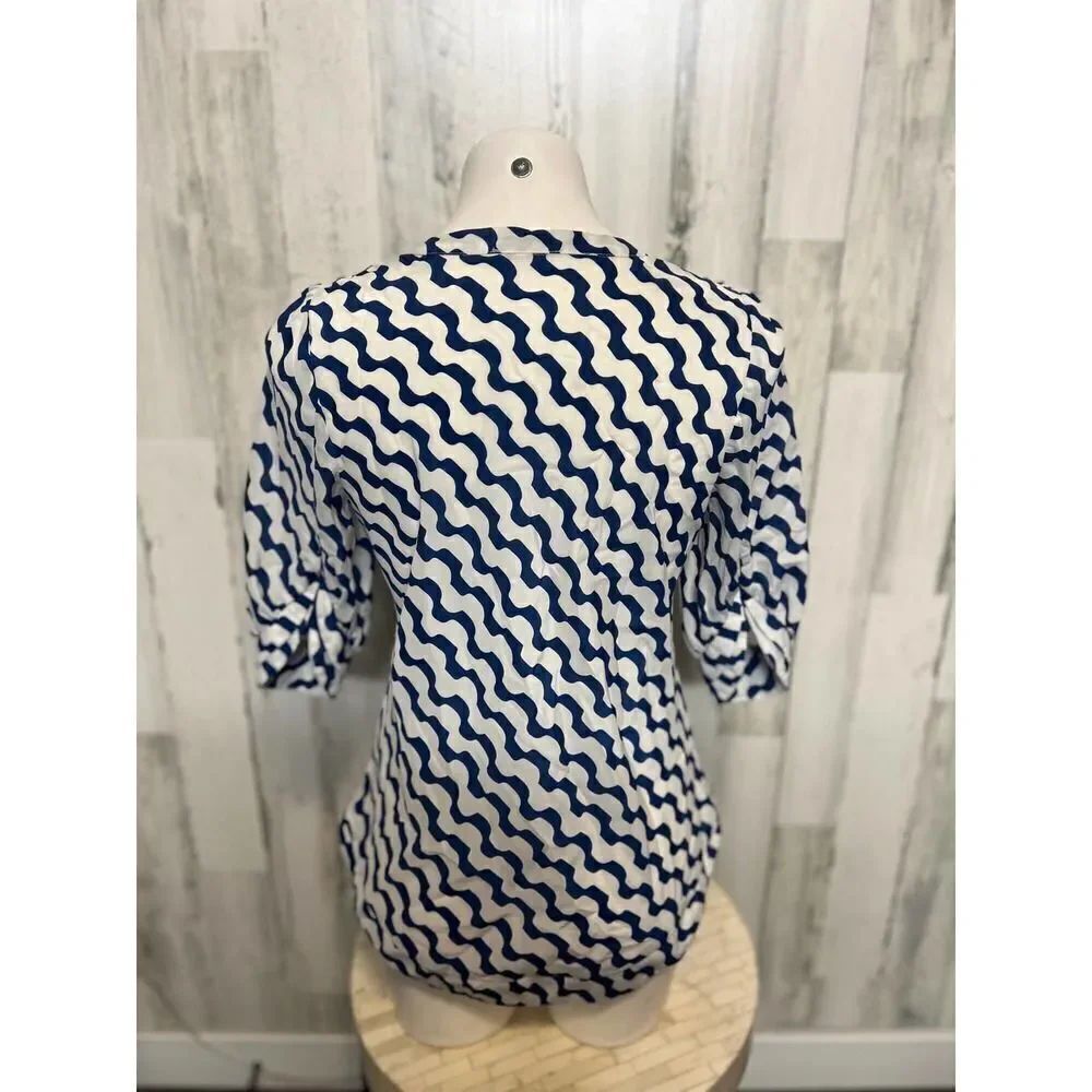 Blouse - Picture 2 of 5
